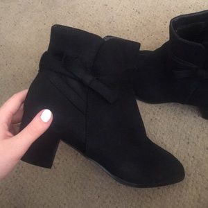 East 5th Black Ankle Boots with Bow detail
